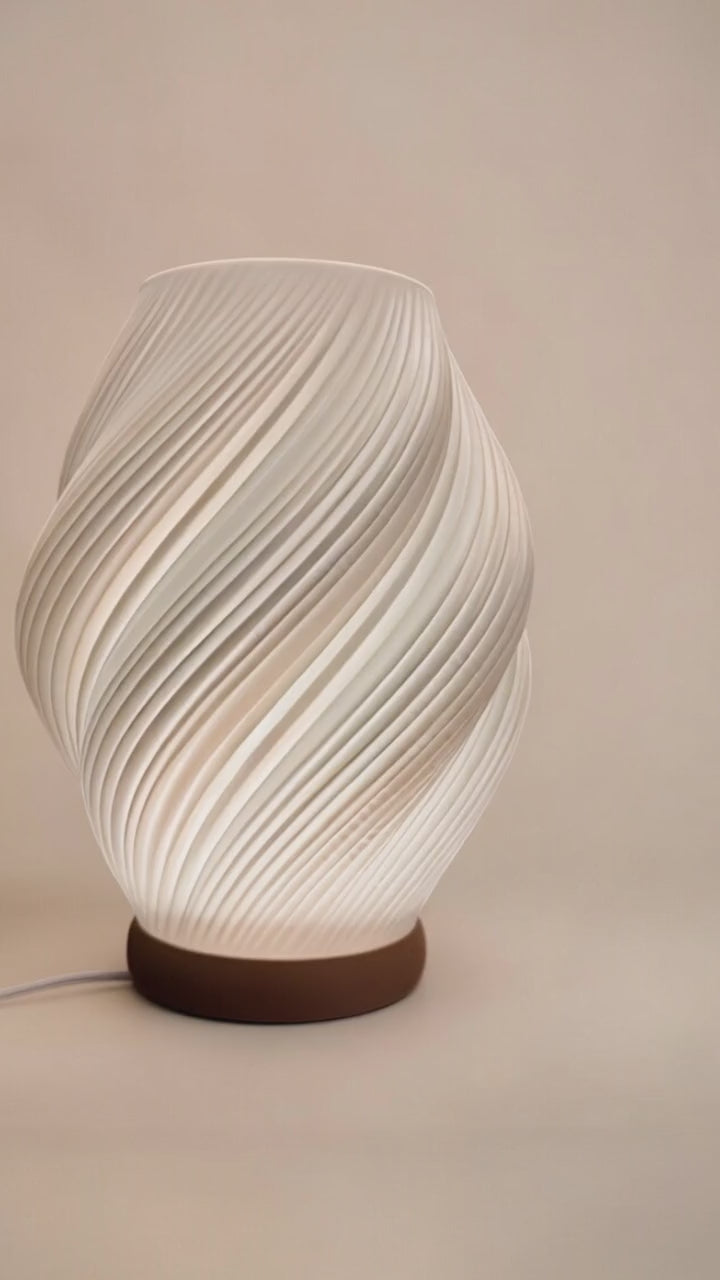ILLUTWIST